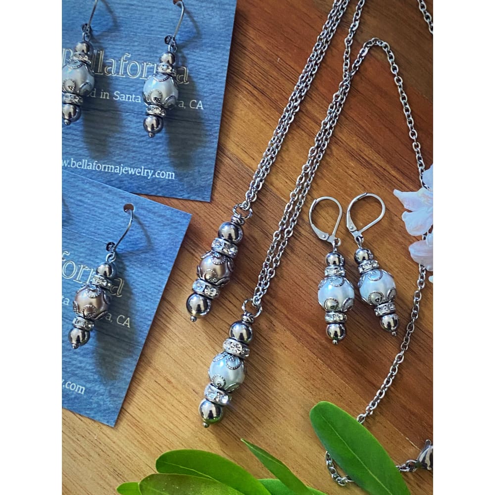 Vintage Lace Pearl Drop Earrings