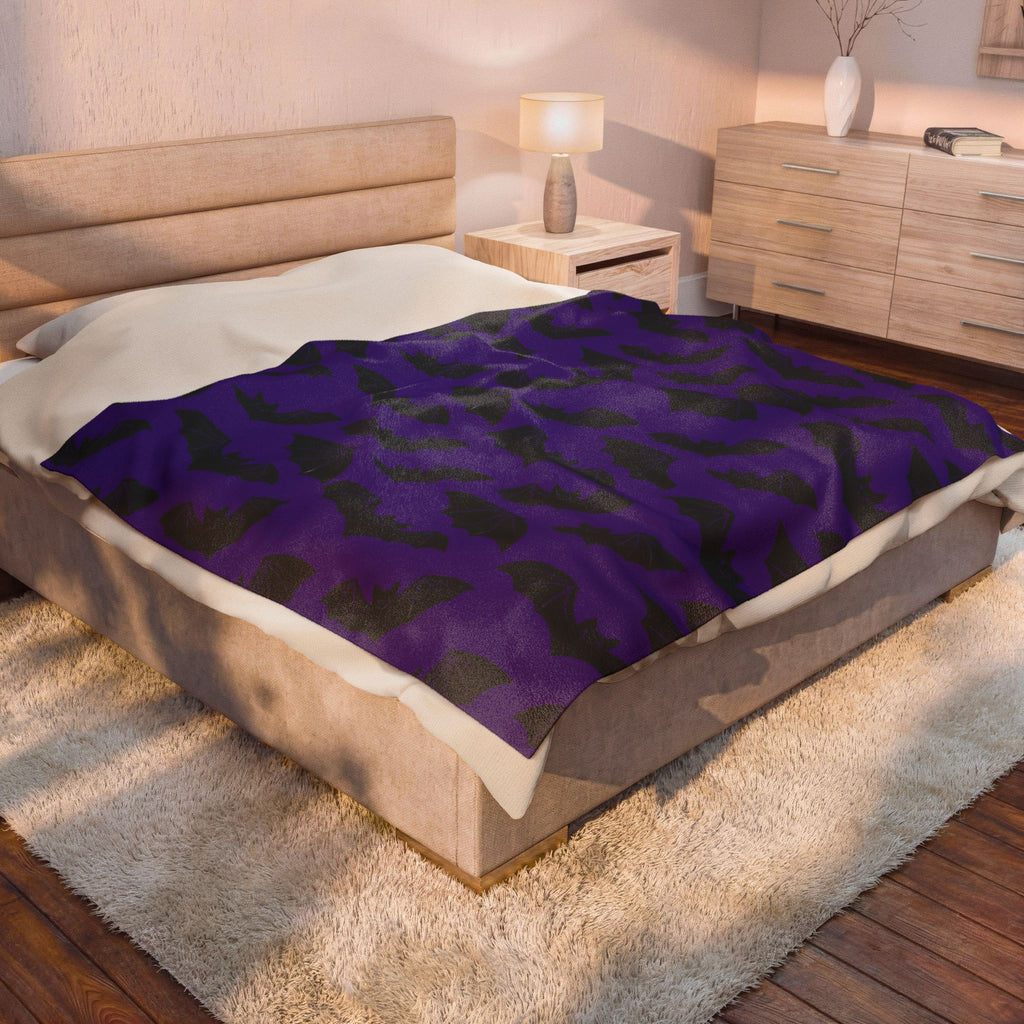 Bat Pattern Velveteen Plush Blanket — Gothic Purple Throw