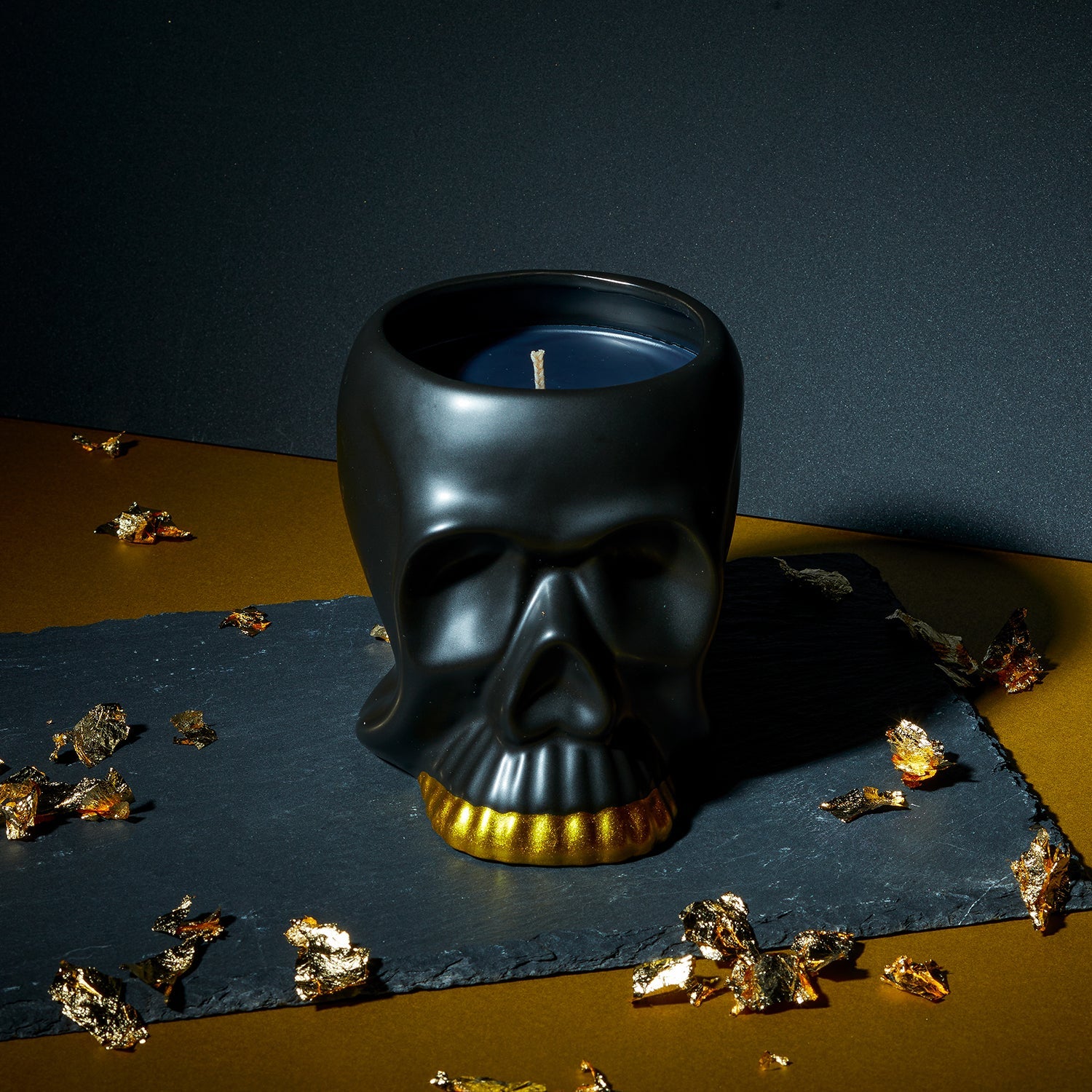 Macabre Skull Jewel Candle & Bath Bomb Set