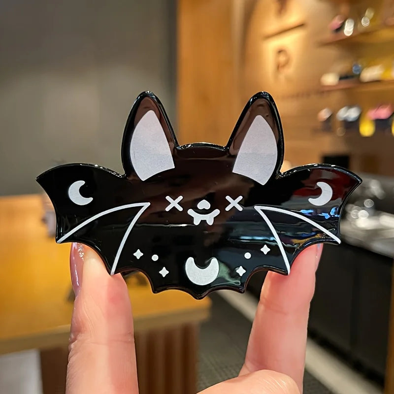 Spooky Creature Hair Claws