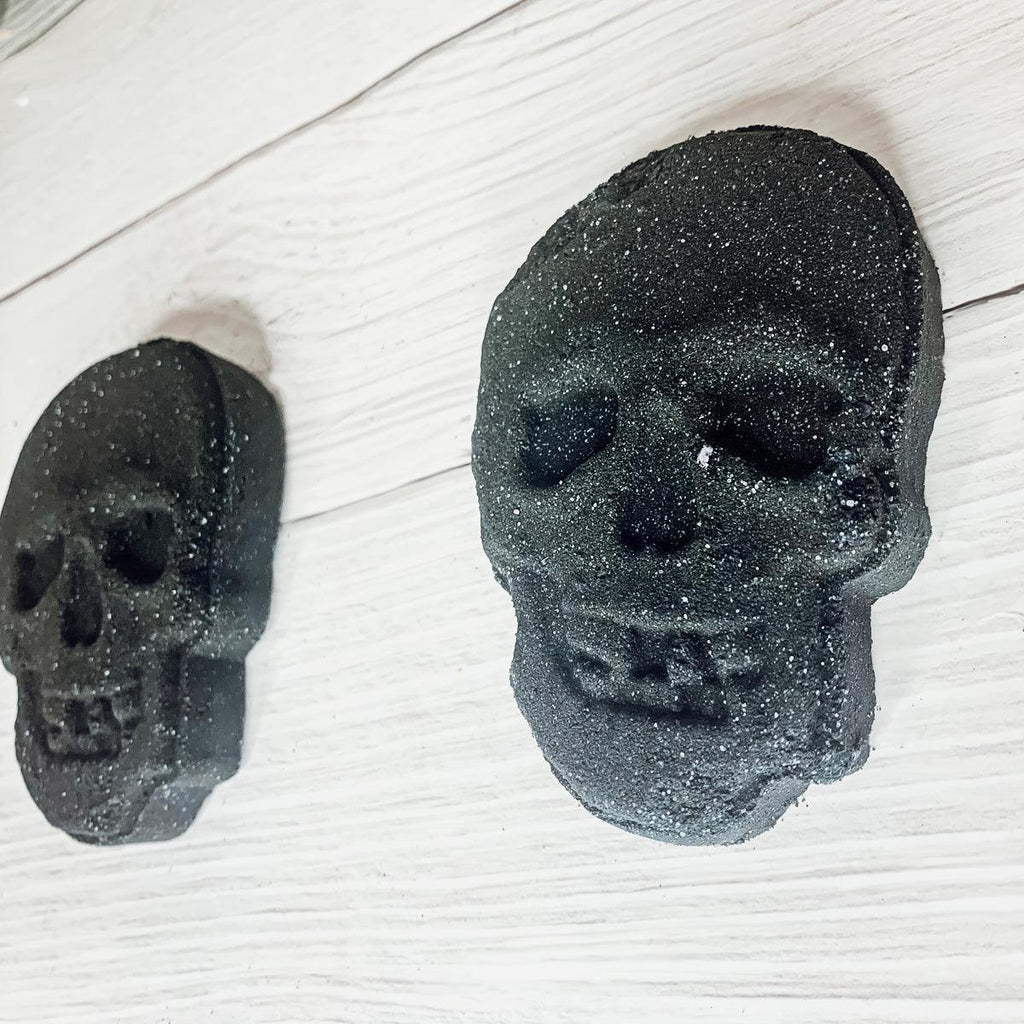 Skull Bath Bomb – Eucalyptus & Spearmint