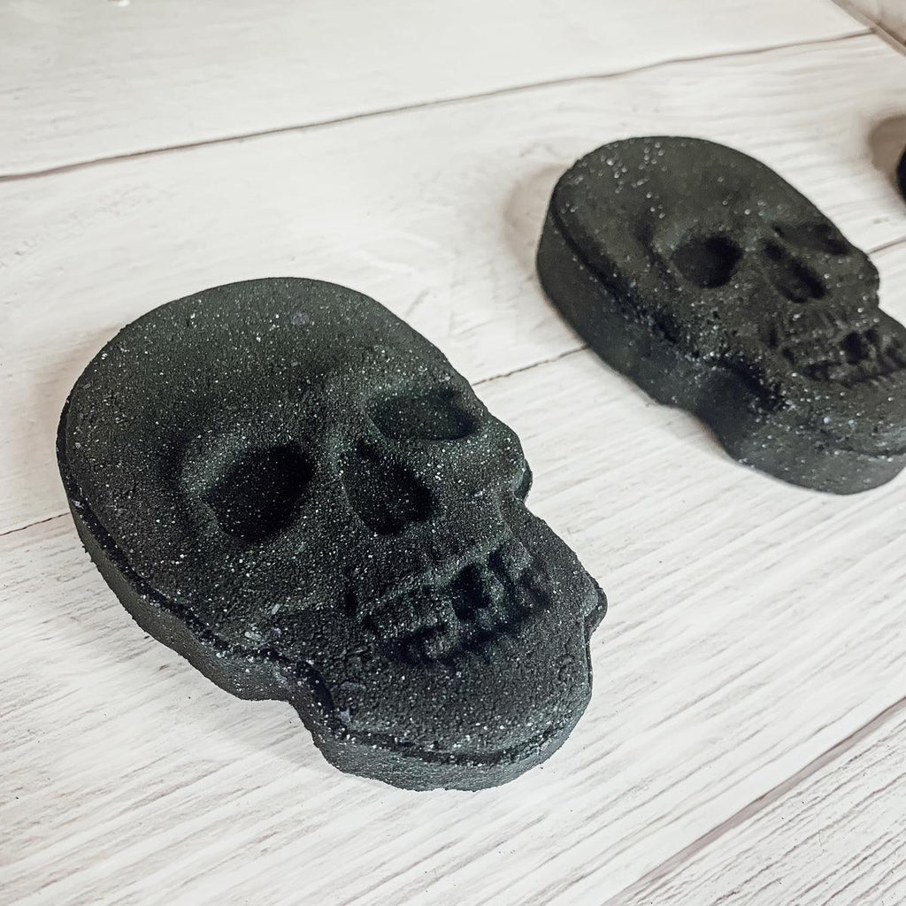 Skull Bath Bomb – Eucalyptus & Spearmint