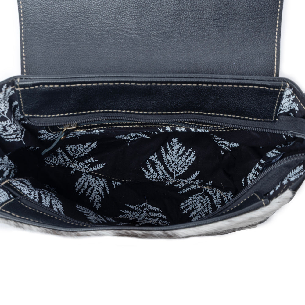 Sagebrush Vale Concealed Carry Bag in Onyx Frost
