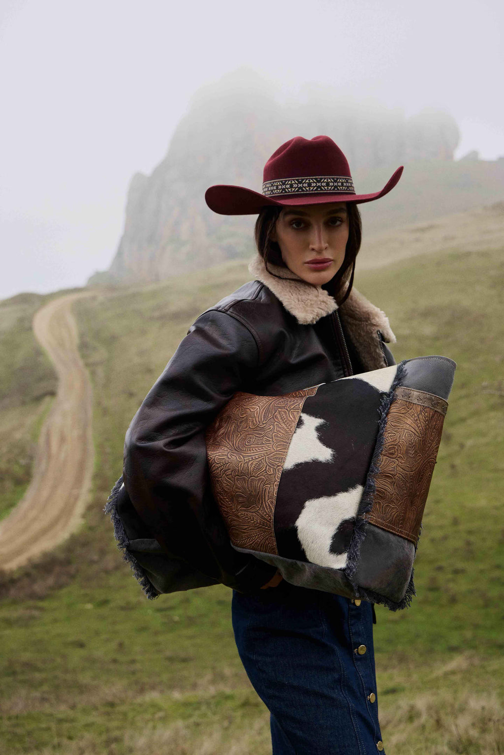 Canyon Ridge Weekender Bag in Rustic Tan