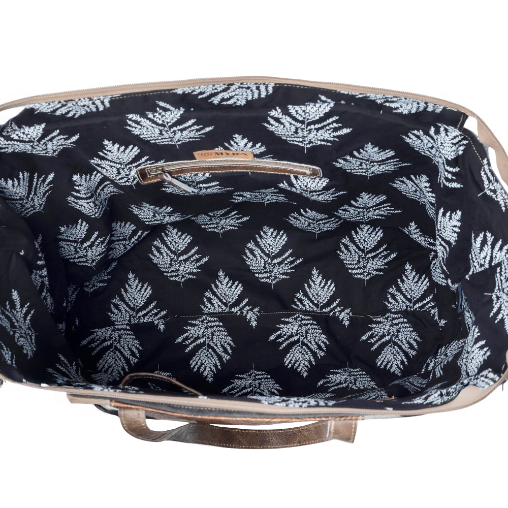 Canyon Ridge Weekender Bag in Rustic Tan