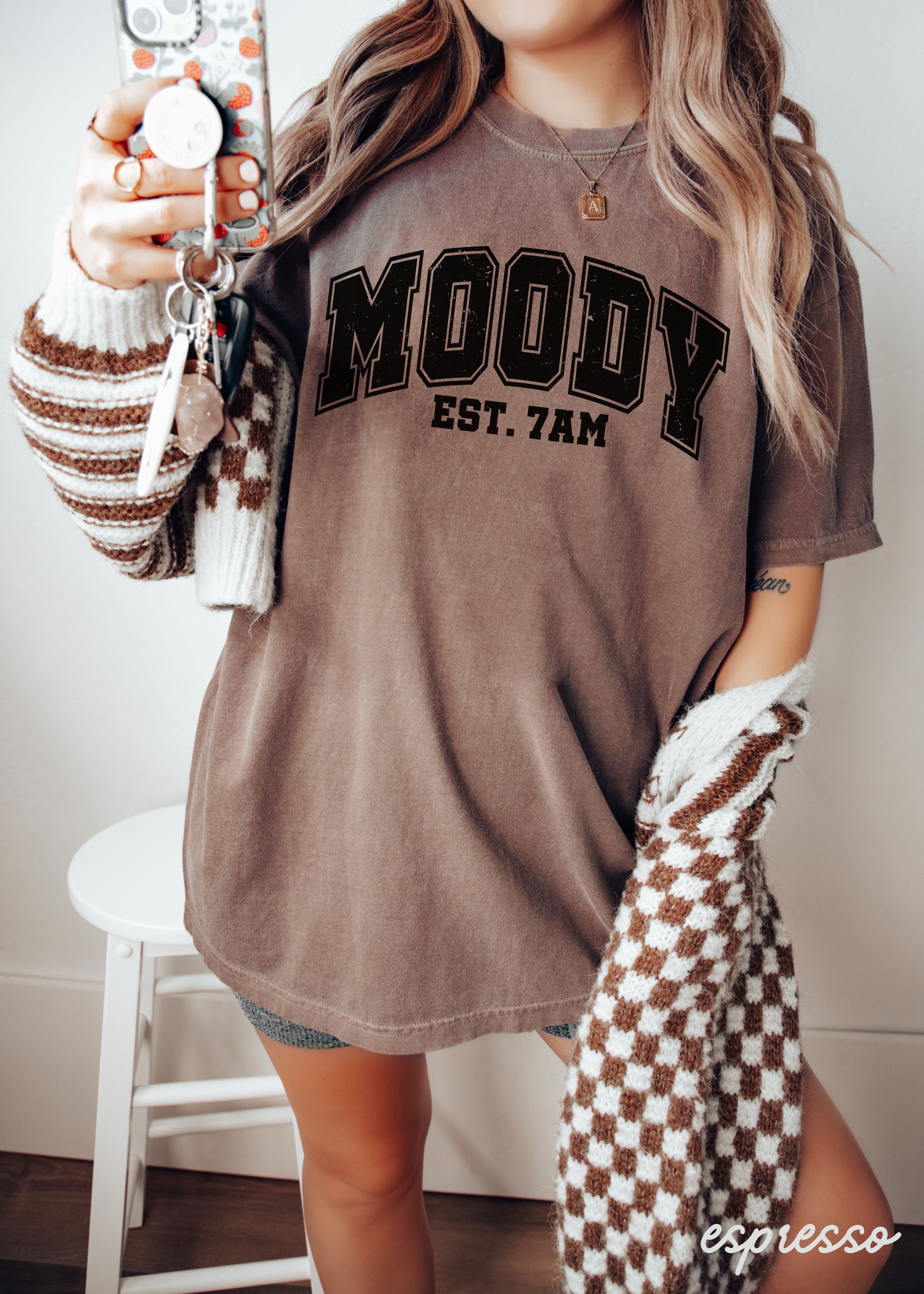 Moody 7am Tee