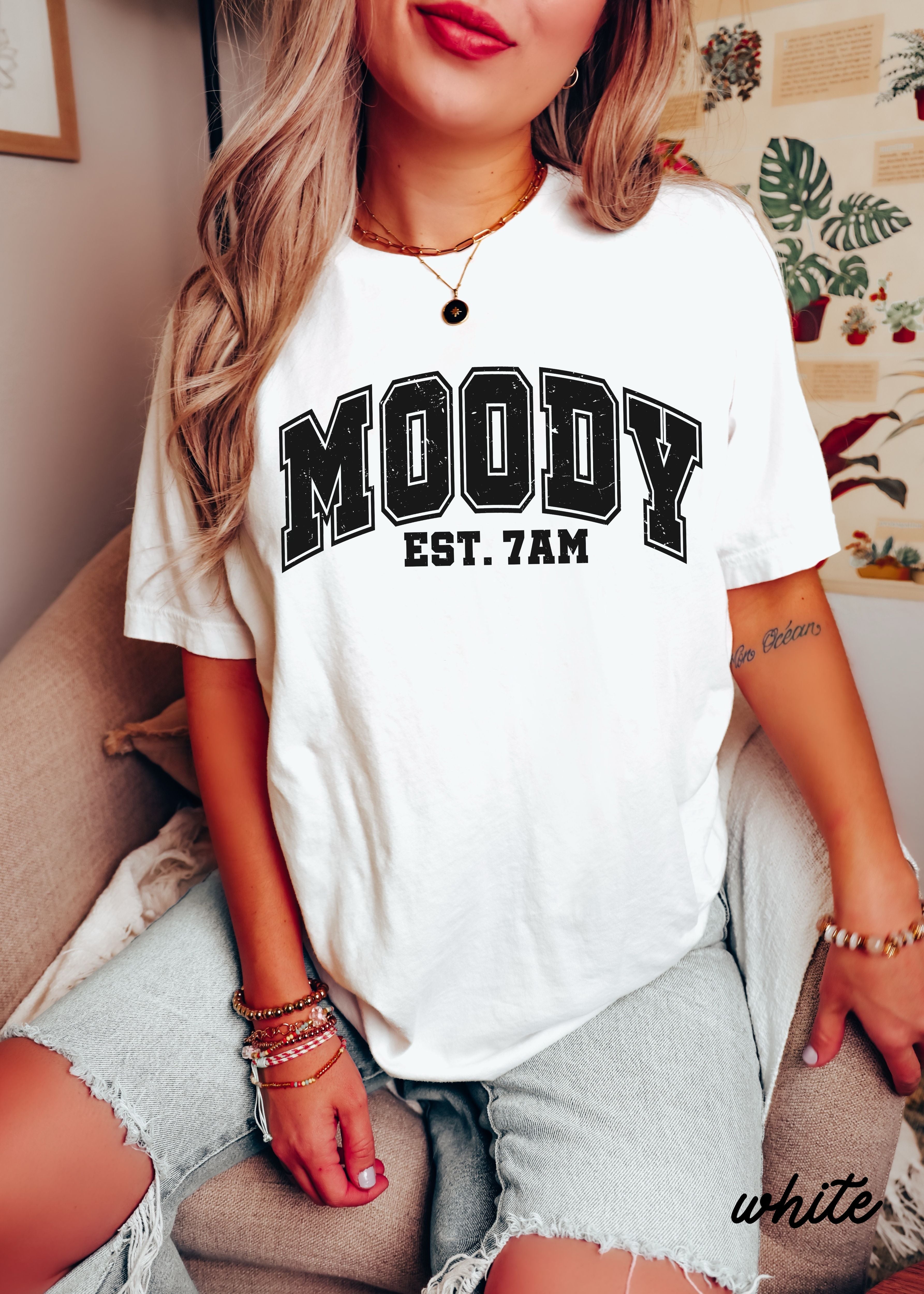Moody 7am Tee