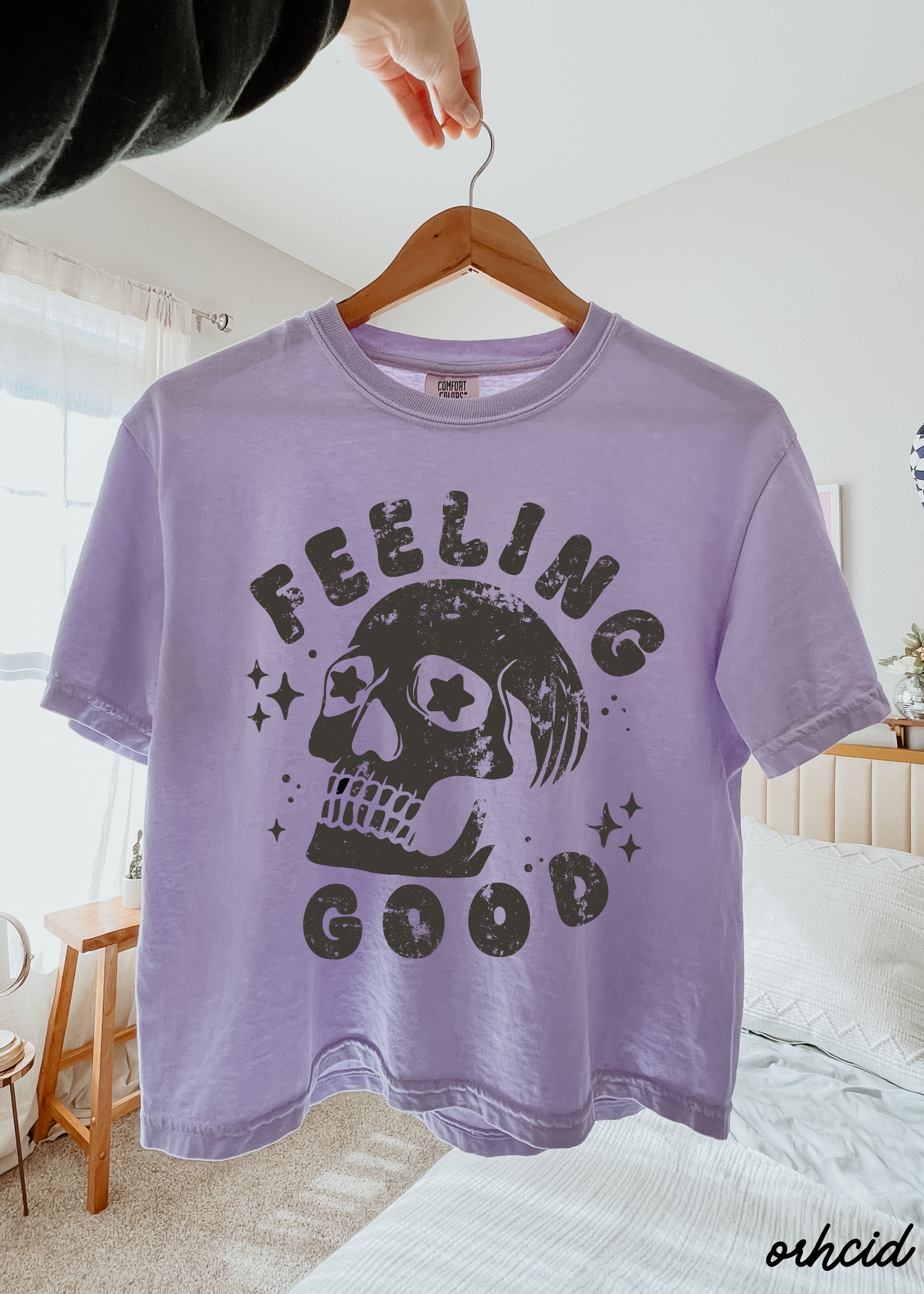 Feeling Good Skull Crop Tee