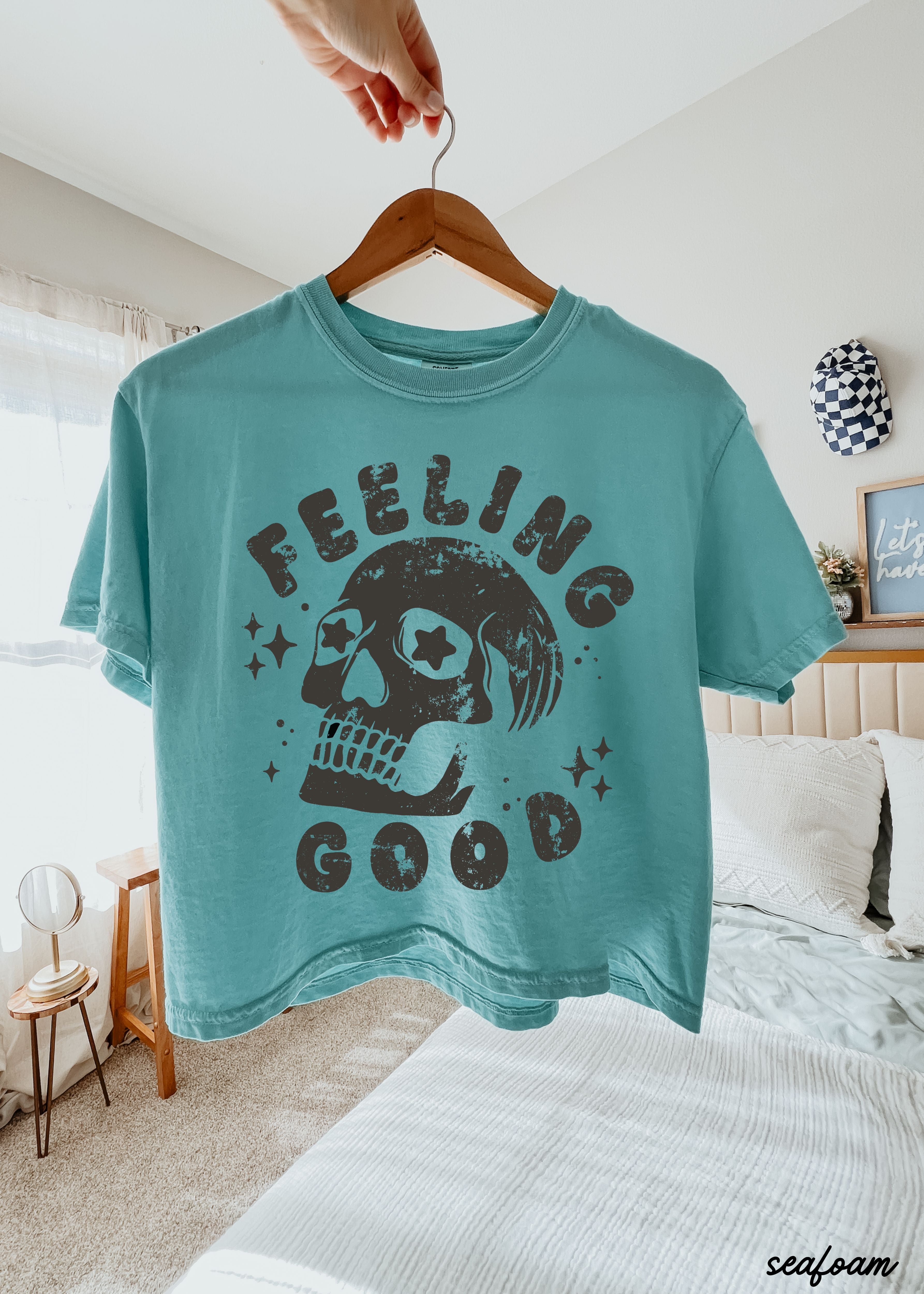 Feeling Good Skull Crop Tee