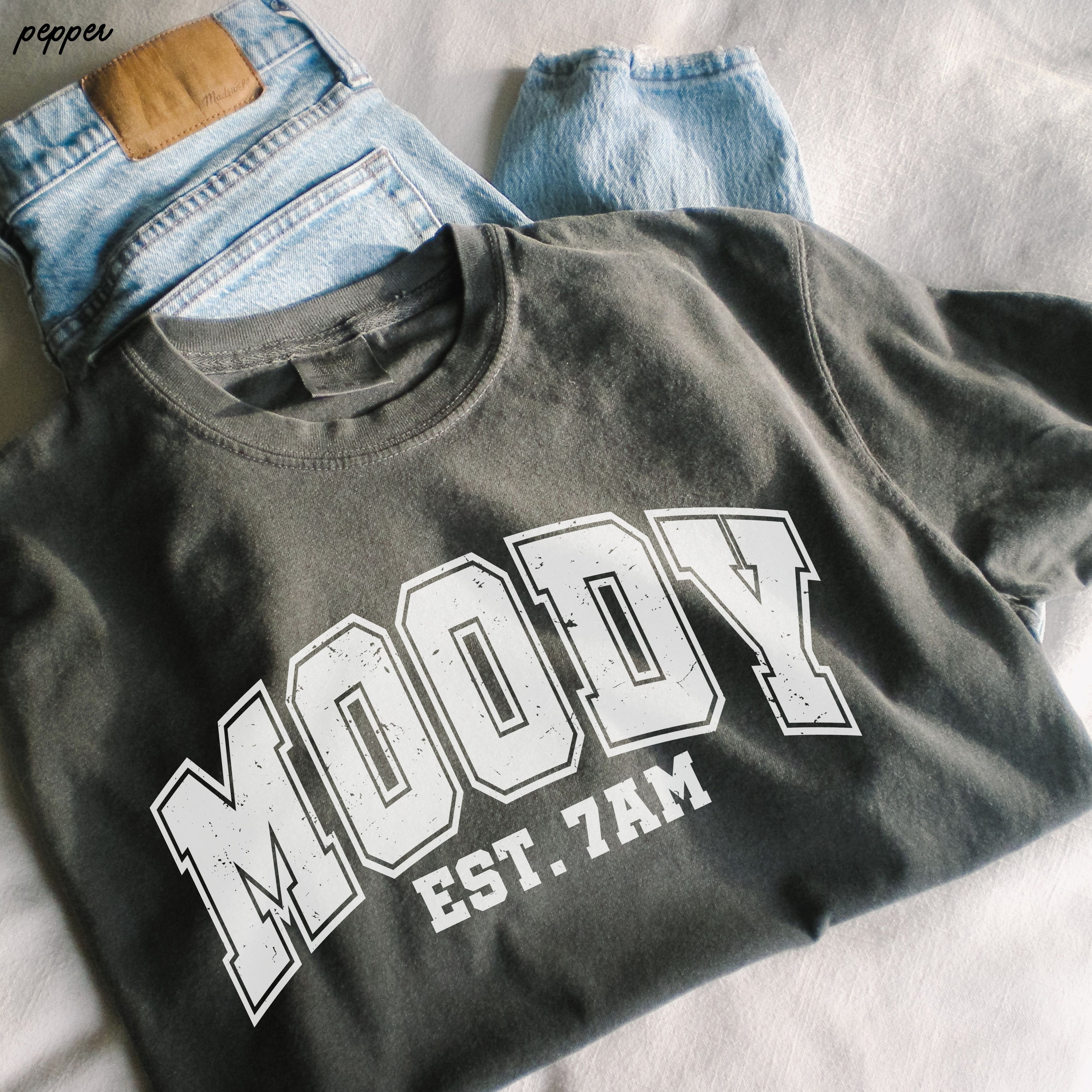 Moody 7am Tee