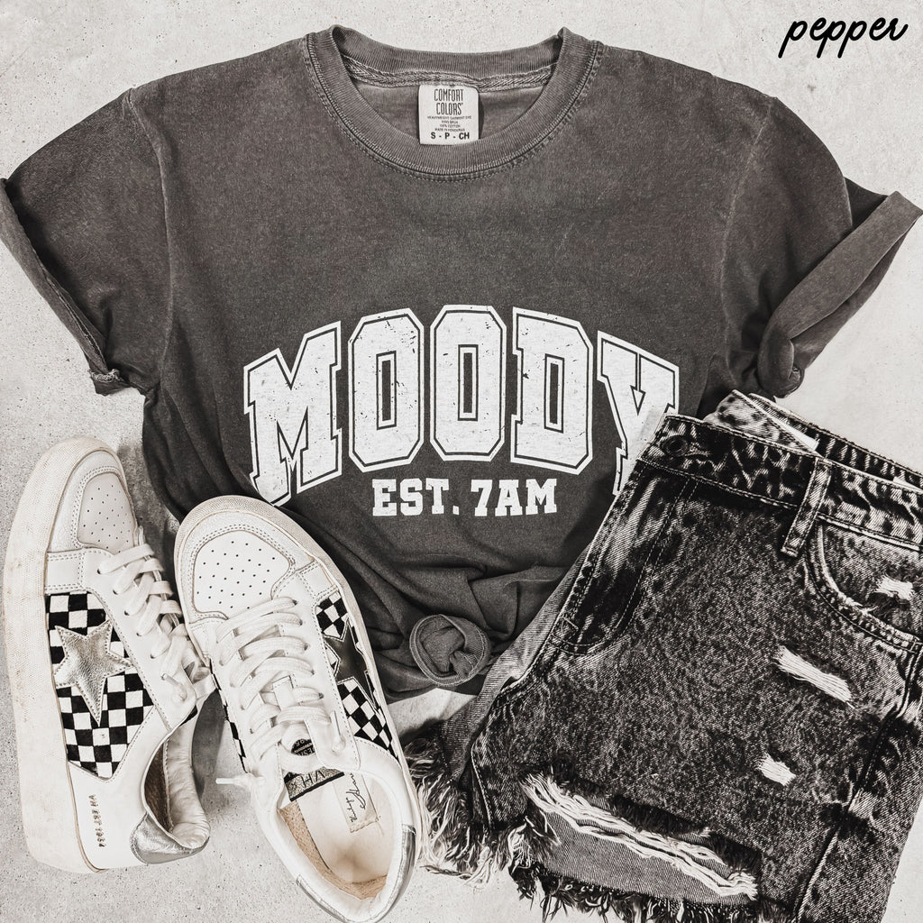 Moody 7am Tee