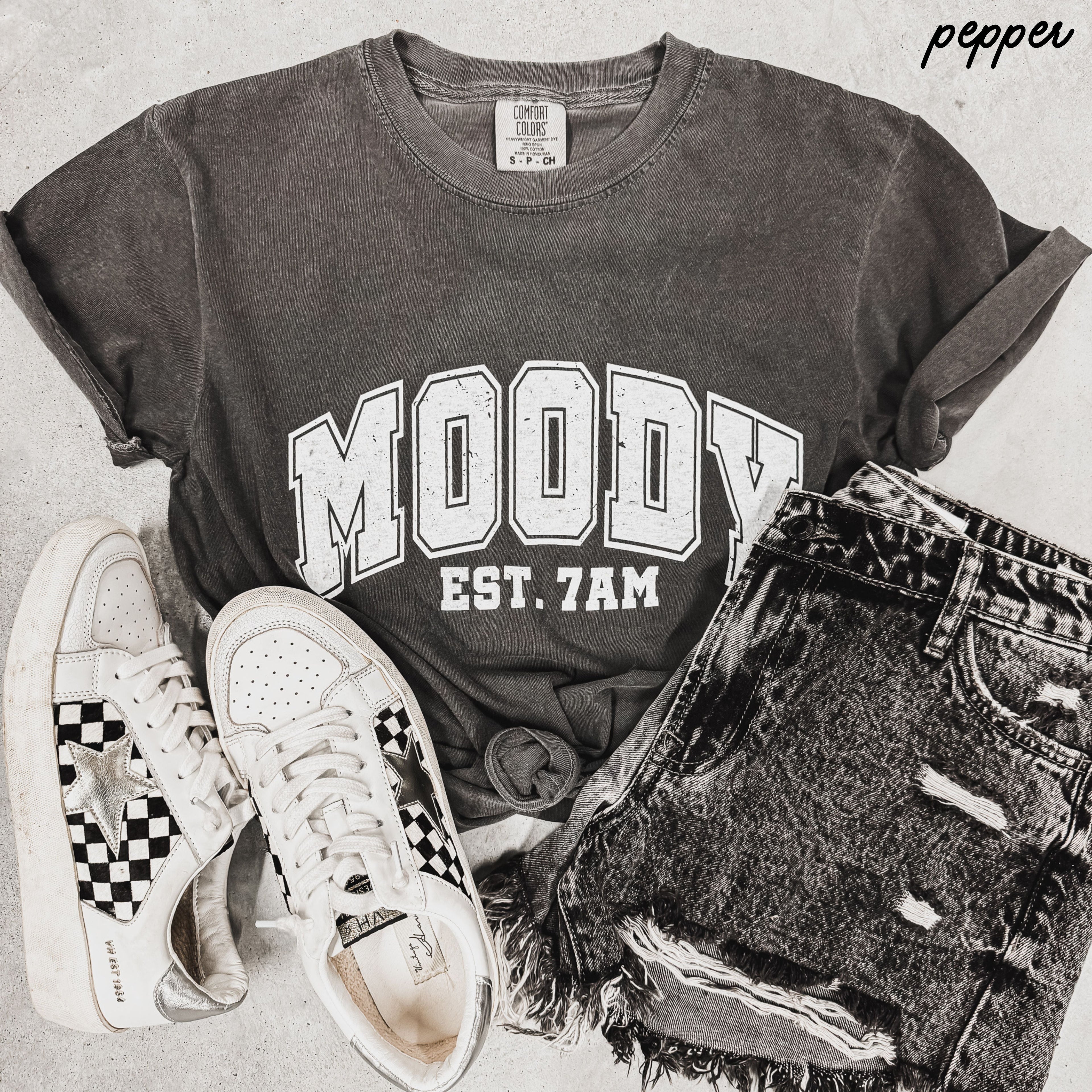 Moody 7am Tee