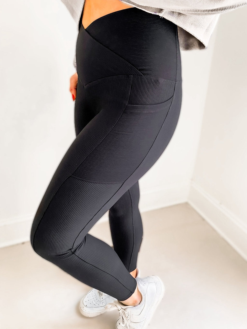 Max Sculpt Ribbed Leggings – Black